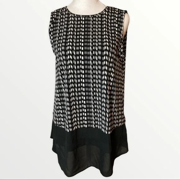 Vince Camuto Women's Black & White Sleeveless Top w/ subtle layers size XS - Picture 4 of 8